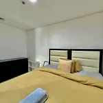 Homes2Retreat - Serene 2Br Getaway With Stunning Views