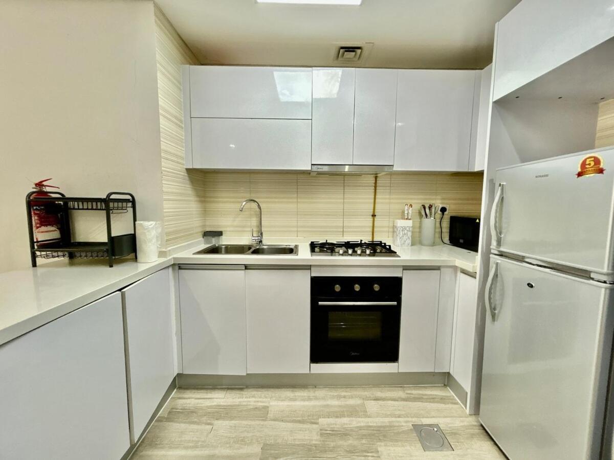Apartment Homes2retreat - Serene 2br Getaway With Stunning Views *